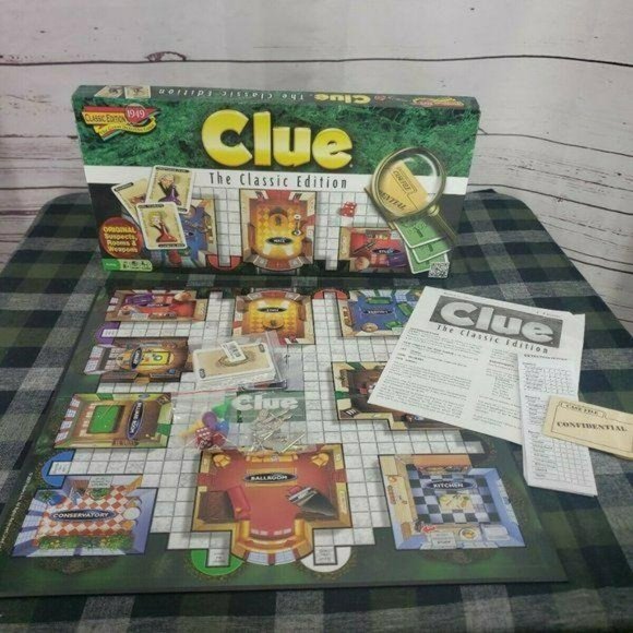 Hasbro Clue The Classic Edition board game - Picture 12 of 16
